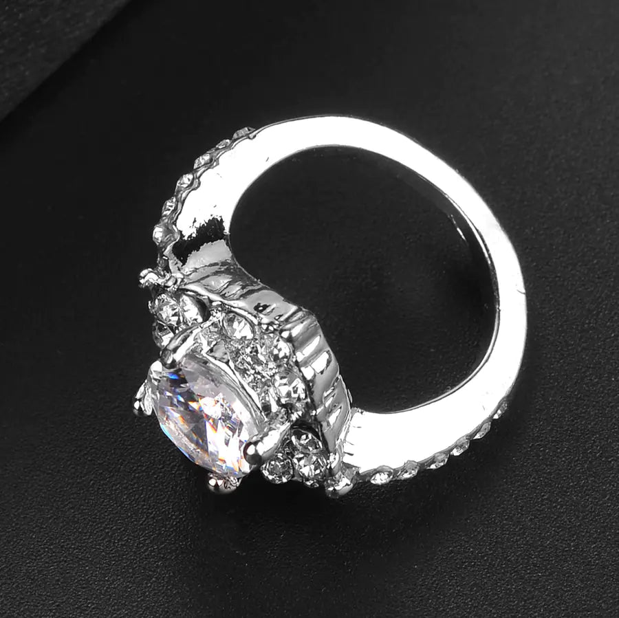 Popular Zircon Crystal Ring with Water Diamonds